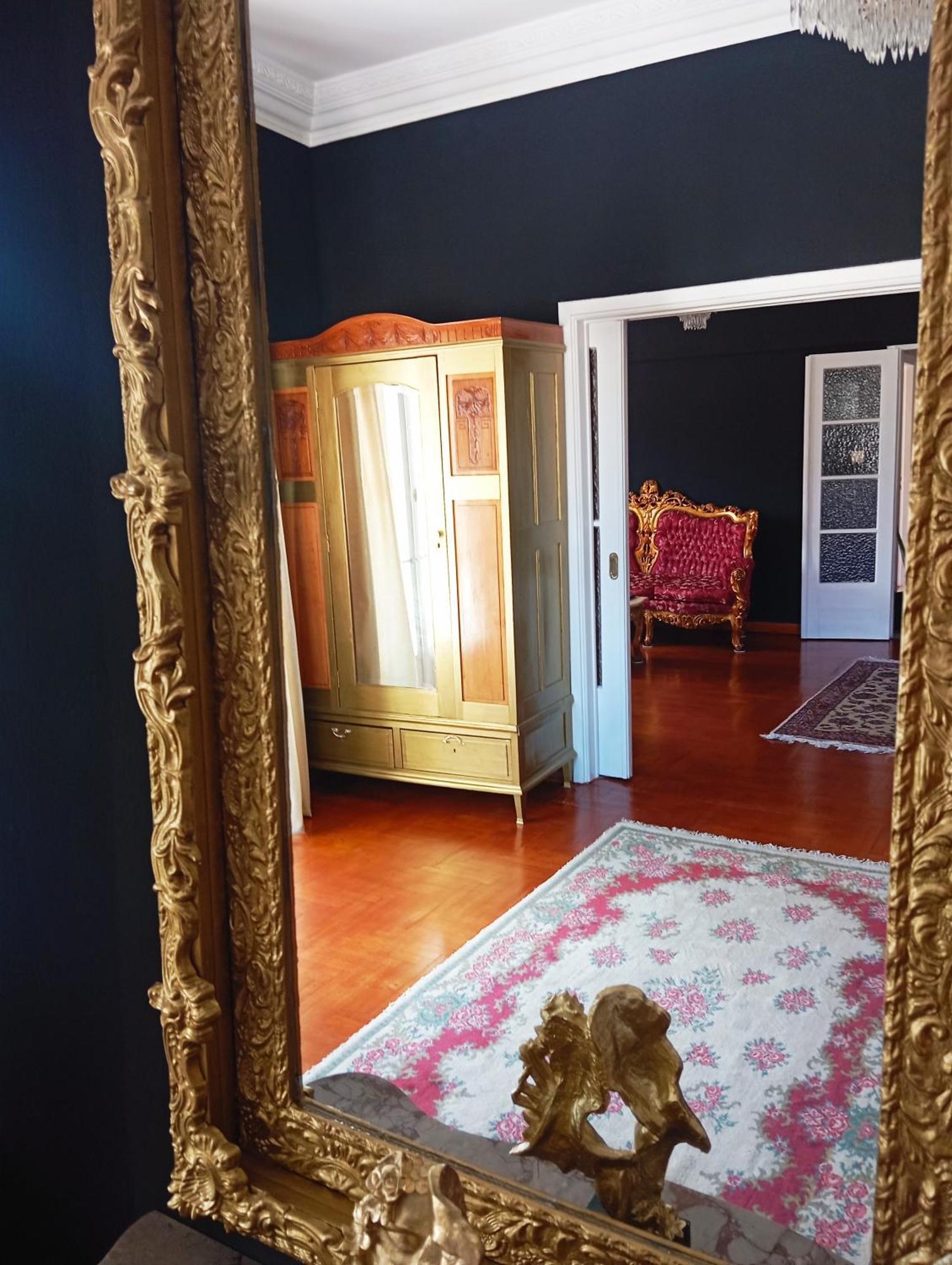 Iris Baroque Apartment Elefsina